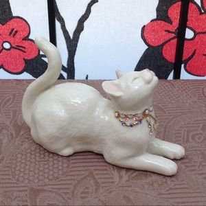 Lenox Porcelain Cat Figurine - Awake To A Kiss